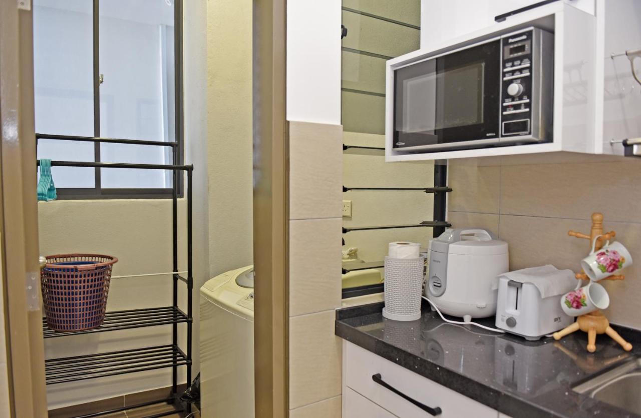 Mines Astetica Lake View Condo Seri Kembangan V1 المظهر الخارجي الصورة